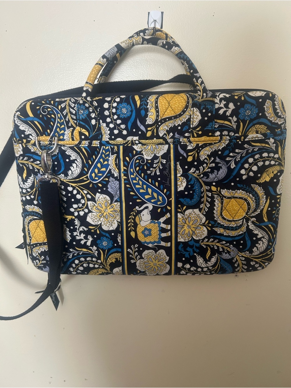 Vera Bradley Fabric Covered Hardshell Laptop Portfolio Retired  Ellie Blue